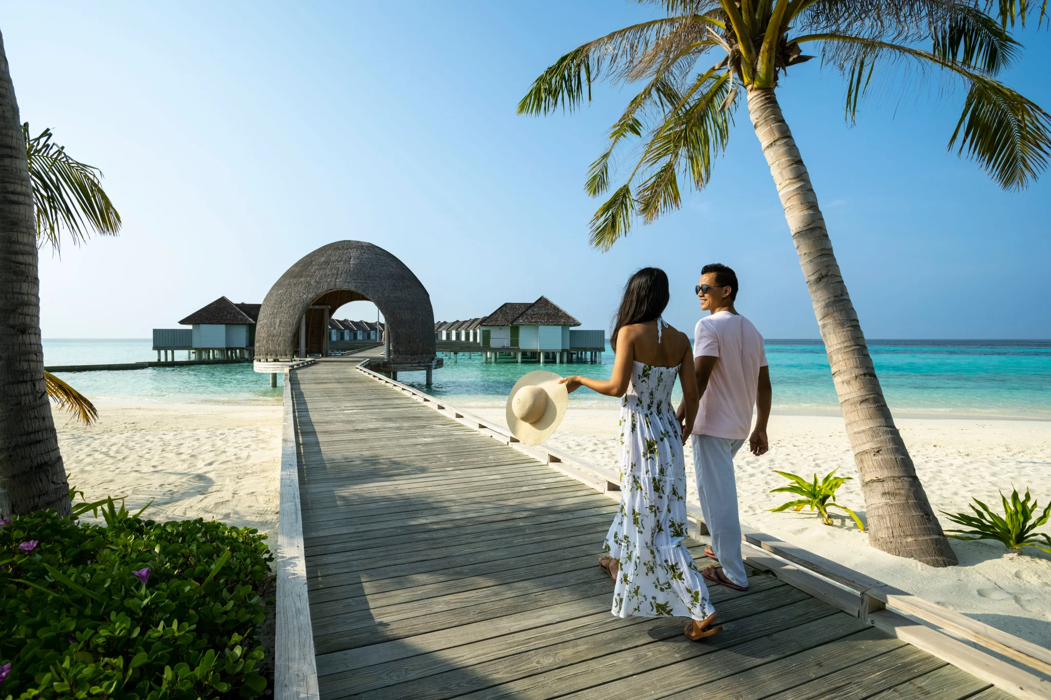 outrigger-maldives-maafushivaru-resort-walkway-to-villas1